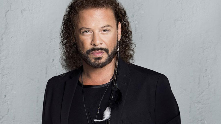 O Χρήστος Δάντης με την Ιωάννα Σεβοπούλου στη μουσική σκηνή «Χορδές»