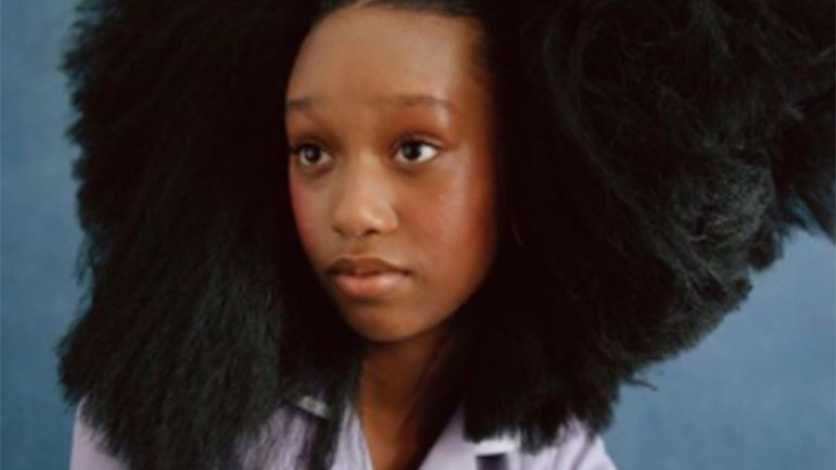 «Our Own Selves», λεύκωμα της πρώτης Μαύρης φωτογράφου εξωφύλλου του Vogue