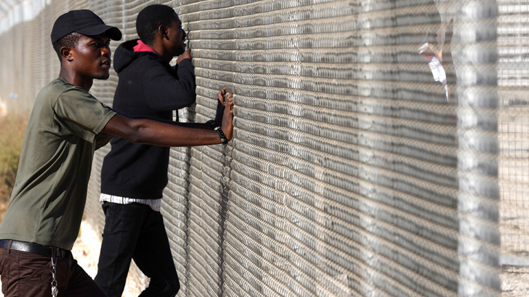 Περισσότεροι από 50 μετανάστες συνελήφθησαν κοντά στα σύνορα με τη Λευκορωσία