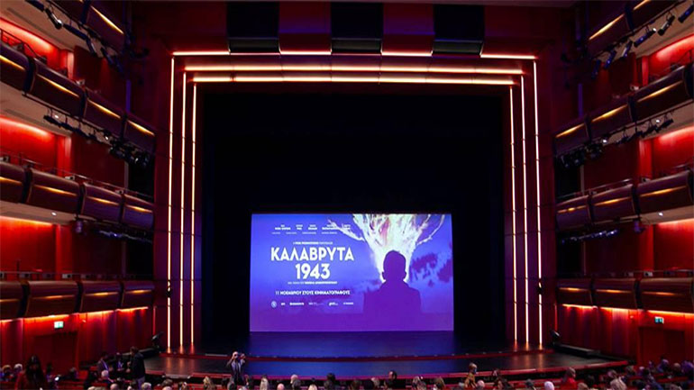 «Καλάβρυτα 1943»: Θερμό χειροκρότημα απέσπασαν οι συντελεστές στην επίσημη πρεμιέρα στη Λυρική Σκηνή του ΚΠΙΣΝ