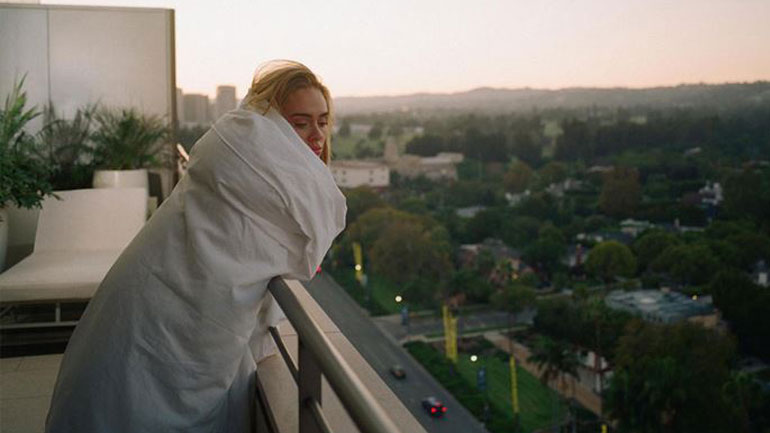 Η Adele για το τέλος του γάμου της: «Ένιωθα ντροπή, ότι δεν έκανα το καλύτερο που μπορούσα»