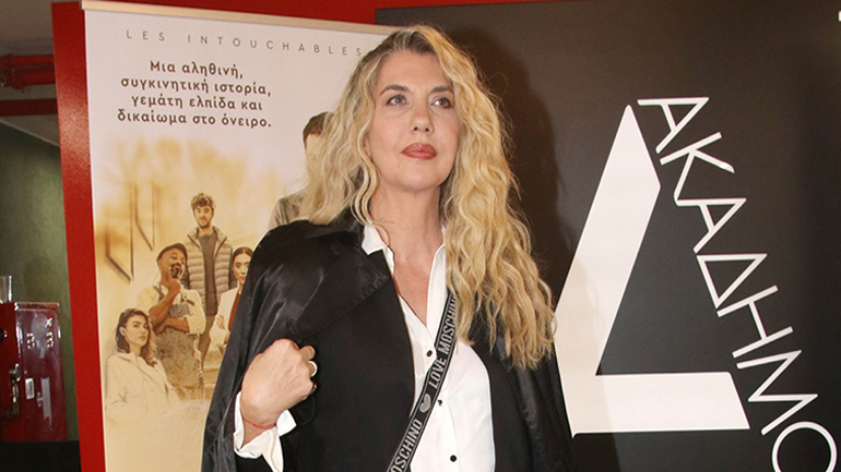 Η Γιούλη Ηλιοπούλου έκανε μια σπάνια δημόσια εμφάνιση και ήταν πιο ανανεωμένη από ποτέ