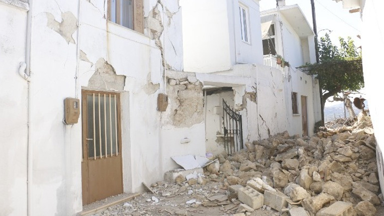 Κρατική αρωγή 8,44 εκατ. ευρώ σε σεισμόπληκτους της Κρήτης