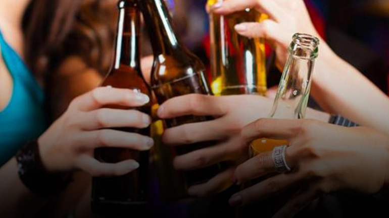 Κρήτη: Στο νοσοκομείο ανήλικη λόγω μέθης