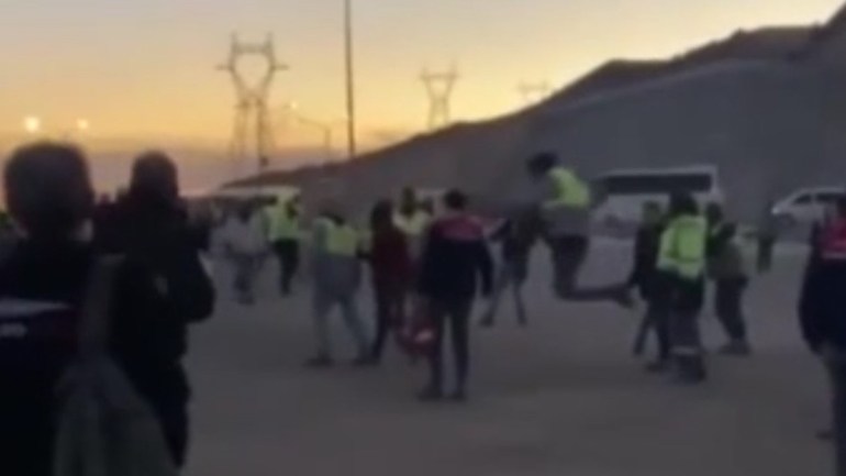 Τουρκία: Έδειραν τους απλήρωτους εργαζόμενους στο εργοτάξιο του Ακουγιού