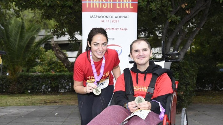 Μαραθώνιος: Με την ομάδα του MDA Ελλάς έτρεξε η Δόμνα Μιχαηλίδου