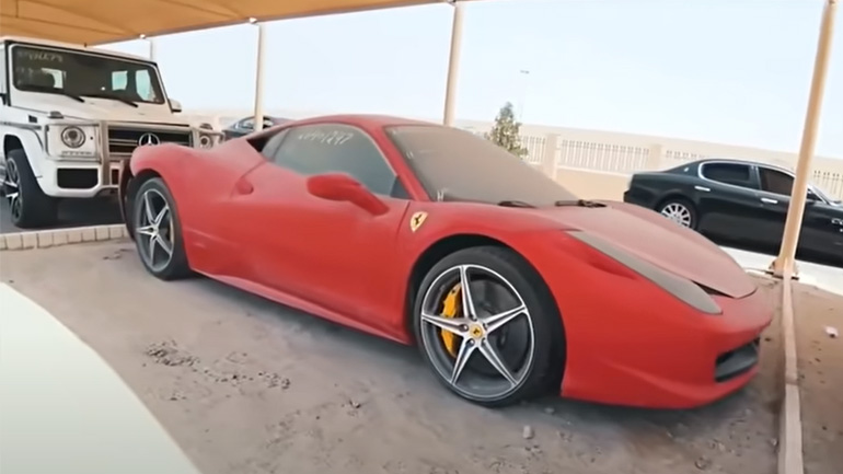 Γιατί στο Ντουμπάι βρίσκεις παρατημένα supercars με τα κλειδιά στη μίζα;