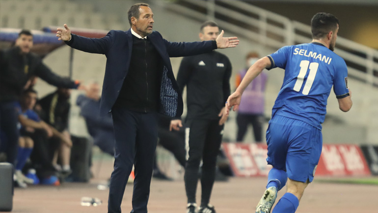 Στον…. αέρα το μέλλον του Φαν’τ Σιπ στην Εθνική μας ομάδα