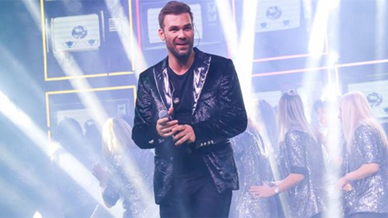 Θετικός στον κορωνοϊό ο Γιώργος Σαμπάνης: Αναβάλλεται η πρεμιέρα στο Έναστρον