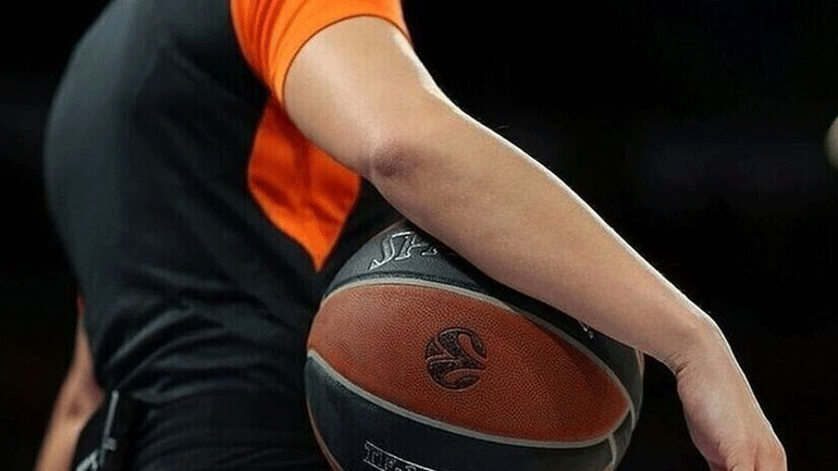 Οι διαιτητές στο Εφές – Ολυμπιακός