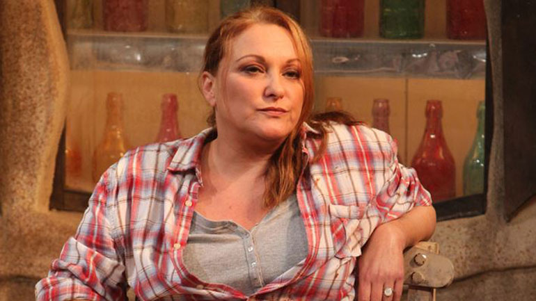 H Ρένια Λουιζίδου εξομολογείται: «Ο Πέτρος Φιλιππίδης ήταν θυελλώδης, δύσκολος και αντιφατικός»