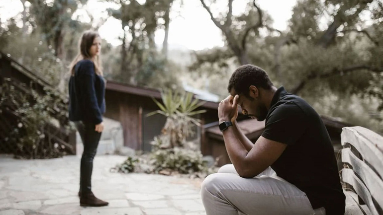 Tρεις φράσεις που δεν πρέπει να πείτε στον σύντροφο που απατήσατε