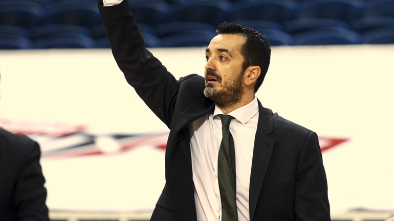 Μπάσκετ: Στο «τιμόνι» της ουγγρικής Ντέμπρετσεν ο Γιώργος Βόβορας