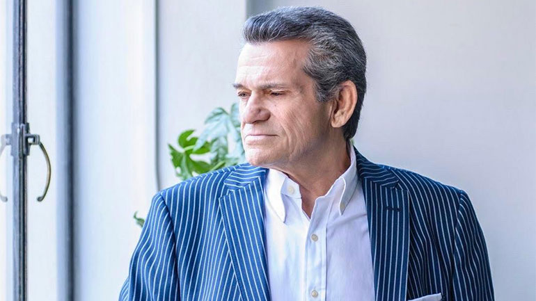 Ο Γιώργος Μαργαρίτης στη μουσική σκηνή Σφίγγα