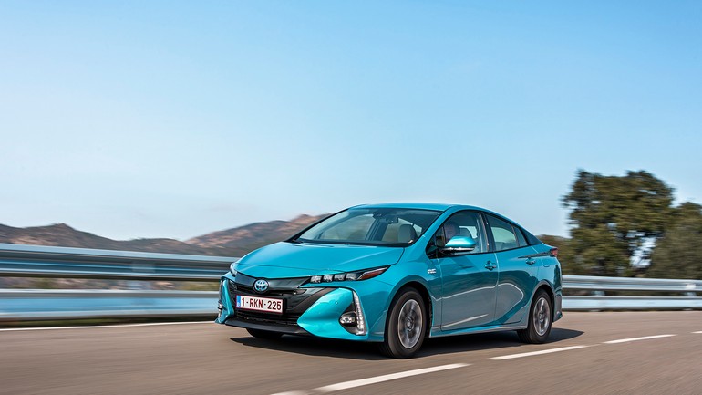 Το 66% πιστεύει πως τα ηλεκτρικά έχουν κινητήρα βενζίνης