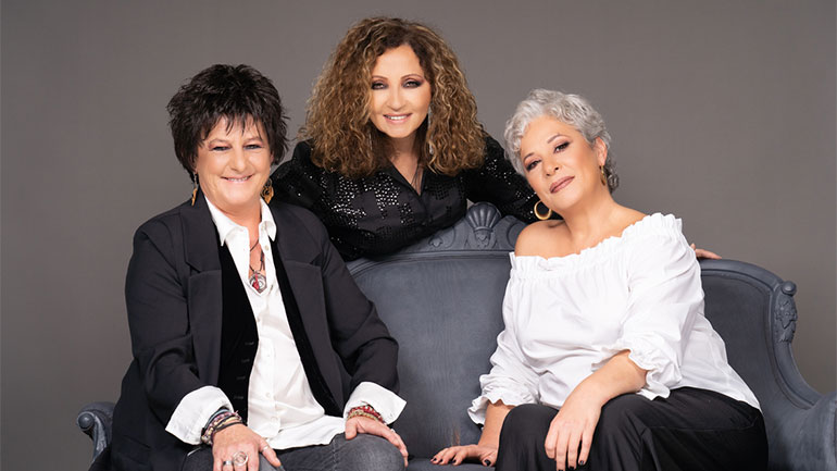 Γλυκερία – Μελίνα Κανά – Φωτεινή Βελεσιώτου στην Ακτή Πειραιώς