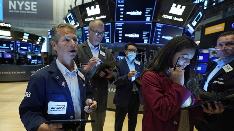 Wall Street: «Έσπασε» το φράγμα των 16.000 μονάδων ο δείκτης Nasdaq