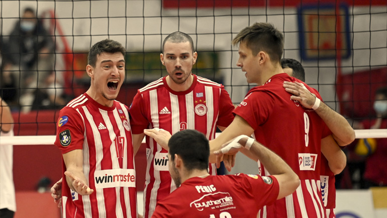 Βόλεϊ: Με μεγάλη ανατροπή ο Ολυμπιακός, 3-2 σετ τον ΠΑΟΚ
