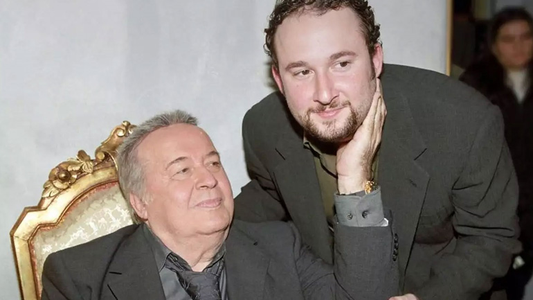 Συγκλονίζει ο Γιάννης Παπαμιχαήλ: «Ο πατέρας μου δεν με έβλεπε σαν γιο του, αλλά σαν αντίπαλο του»