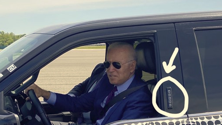 Ιδιοκτήτες Tesla κλειδώθηκαν έξω από τα αυτοκίνητα τους επειδή κράσαρε η εφαρμογή 