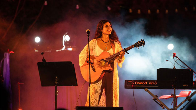 «Ας μην το πούμε πουθενά»: H Μαρίνα Σπανού live στο Block 33