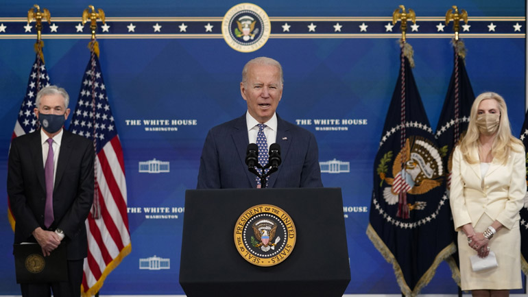 Μπάιντεν: Η Fed πρέπει να ηγηθεί του αγώνα κατά της κλιματικής αλλαγής