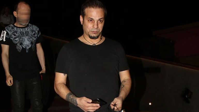 Ντέμης Νικολαΐδης: Γιατί επισκέφθηκε τη Θεσσαλονίκη και έμεινε στο ίδιο ξενοδοχείο με τη Δέσποινα Βανδή