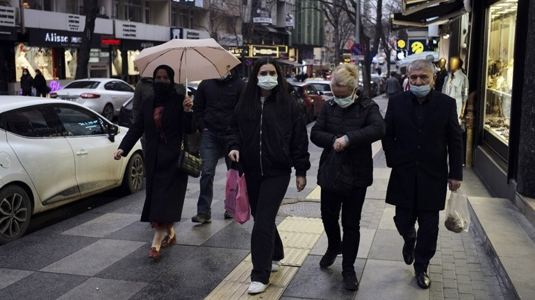Τουρκία: Σχεδόν  25.000 νέα περιστατικά Covid-19