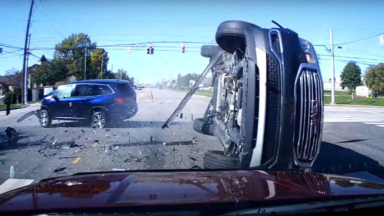 Έκαψε το κόκκινο και έφερε το χάος