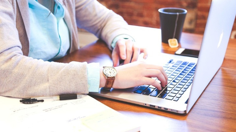 «Οι επιχειρήσεις που διοικούνται από γυναίκες πετυχαίνουν διαχρονικά καλύτερες επιδόσεις»