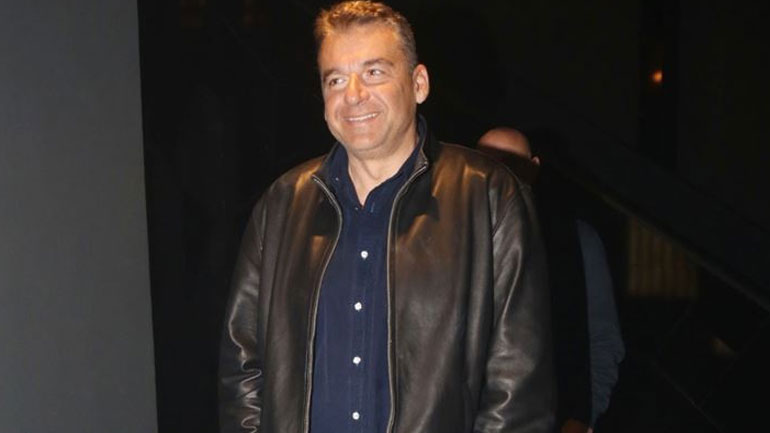 O Γιώργος Λιάγκας αποκαλύπτει: «Του είπα να μη γυρίσει στο θέατρο, θα του πετάξουν γιαούρτια και ντομάτες»