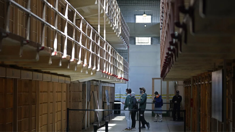 ΗΠΑ: 62χρονος Αφροαμερικανός, θύμα δικαστικής πλάνης, αποφυλακίζεται μετά από 43 χρόνια