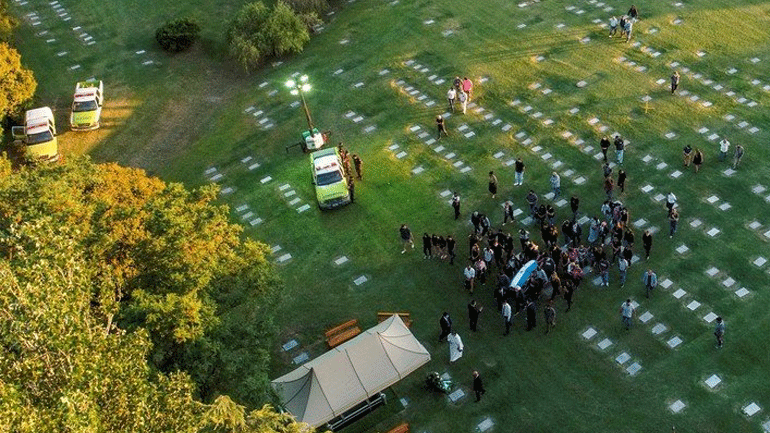 Αργεντινή: Μνημείο του Μαραντόνα στις όχθες του ποταμού με ελεύθερη πρόσβαση