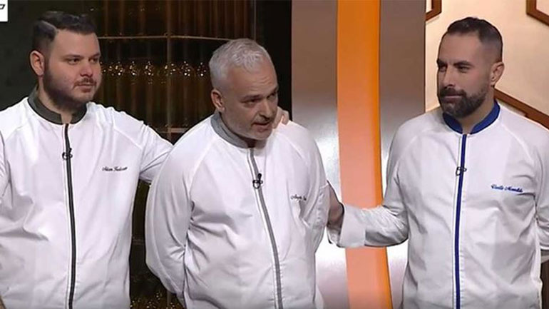 Game of chefs: Έφυγε από τον διαγωνισμό χωρίς να χαιρετήσει τον coach της Άγγελο Λάντο Game of chefs: Έφυγε από τον διαγωνισμό χωρίς να χαιρετήσει τον coach της Άγγελο Λάντο