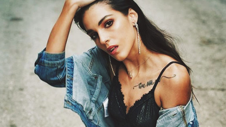 Σοκάρει η Άννα Μαρία Βέλλη για τη βία που δέχθηκε από σύντροφό της