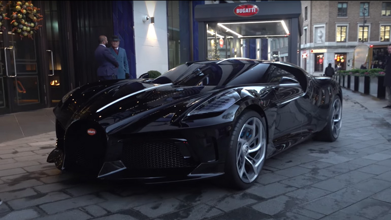 Το ομορφότερο αυτοκίνητο στον κόσμο αξίας 11 εκ. ευρώ, παρκαρισμένο στο Λονδίνο