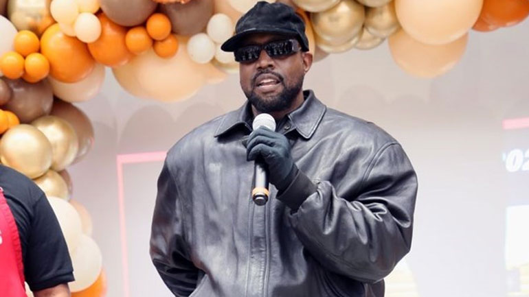 Ξέσπασε ο Kanye West σε δημόσια ομιλία – Θέλει να γυρίσει πίσω στην Kim Kardashian και τα παιδιά τους