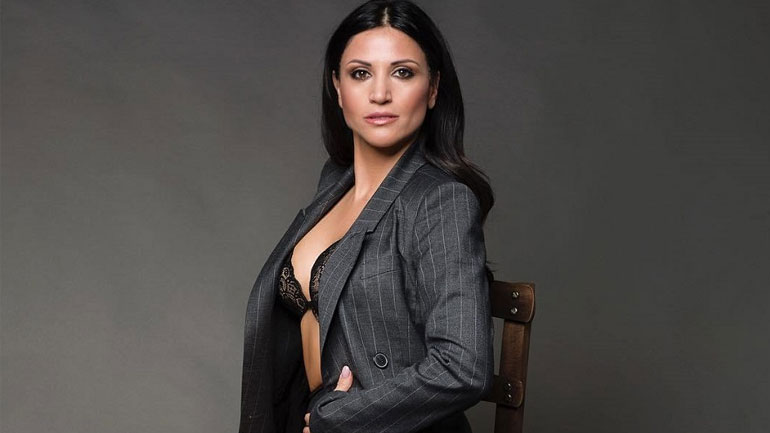 Σοφία Παυλίδου: Η φωτογραφία με τη μελανιά στο πόδι της μετά το περιστατικό βίας που υπέστη