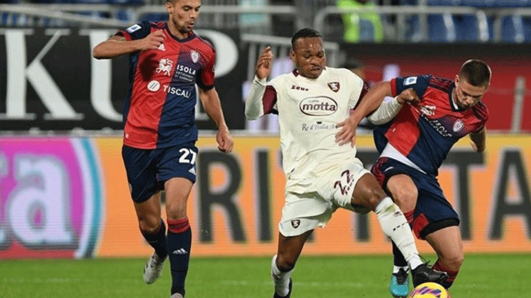 Η Σαλερνιτάνα «έκλεψε» το βαθμό στο φινάλε, 1-1 με την Κάλιαρι