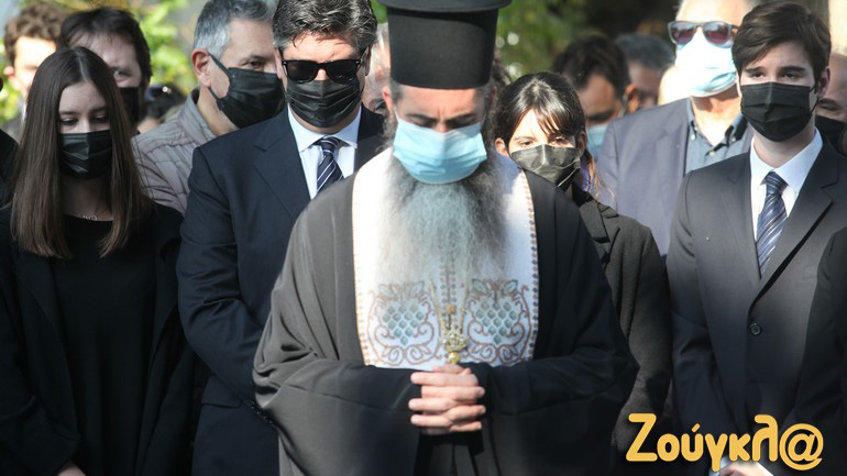 Συγκίνηση στο 40ήμερο μνημόσυνο της Φώφης Γεννηματά Συγκίνηση στο 40ήμερο μνημόσυνο της Φώφης Γεννηματά