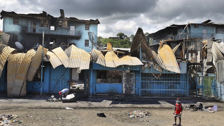 Ταραχές στα Νησιά του Σολομώντα: Τα νησιά Φίτζι αναπτύσσουν στρατιωτικούς