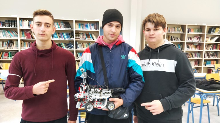 Η ομάδα “The Speeders” με τους Ρωμαίο Γιαγχιά, Παύλο Άμπελα και Θάνο Βέλλα έφτασαν στην 5η θέση της κατηγορίας Future Engineers