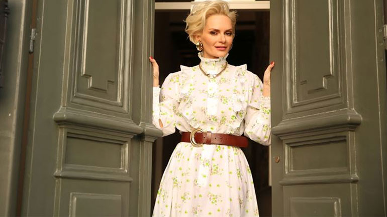 Η Έλενα Χριστοπούλου αποκάλυψε ότι τη δάγκωσε σκυλί και την τραυμάτισε στο πρόσωπο