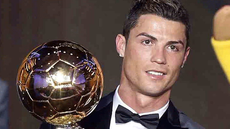 «Χρυσή Μπάλα»: Εκτός της πρώτης τριάδας ο Κριστιάνο Ρονάλντο – Δεν θα πάει στην τελετή απονομής!