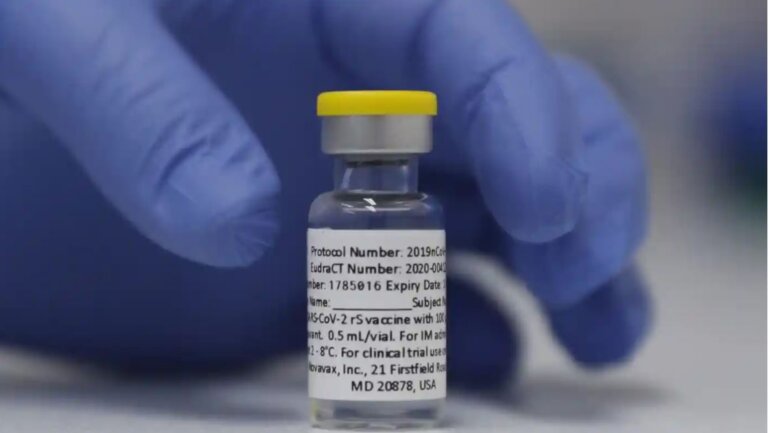 Εμβόλιο Novavax, μια λύση για όσους διστάζουν να κάνουν τα mRNA εμβόλια