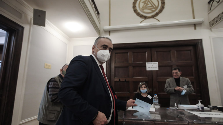 Βερβεσός και Αναστασόπουλος πέρασαν στον β΄ γύρο των εκλογών στον Δικηγορικό Σύλλογο Αθηνών