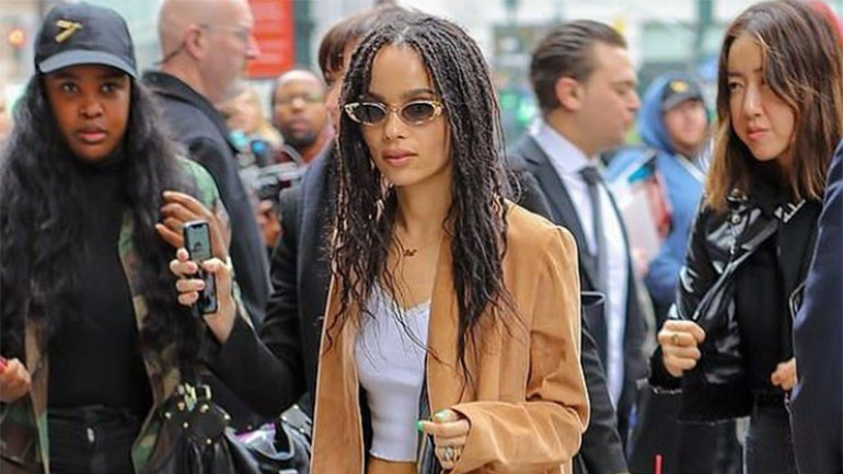 Η Ζόι Κράβιτζ θεωρεί τον Ρόμπερτ Πάτινσον «τέλειο για τον ρόλο» του Batman