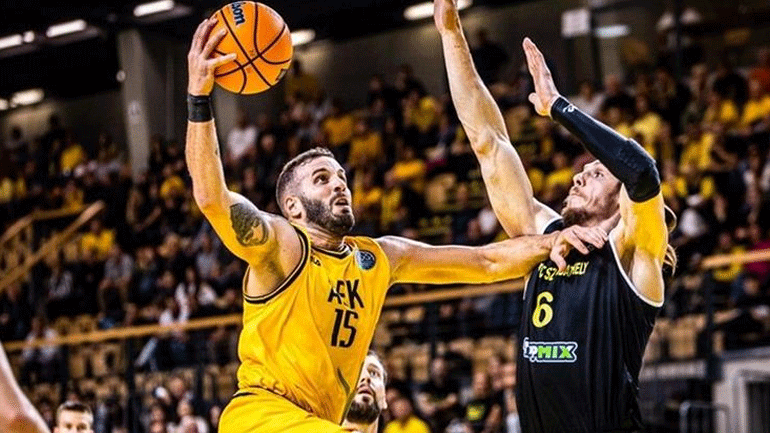 ΑΕΚ: Εκτός και ο Νίκος Παππάς