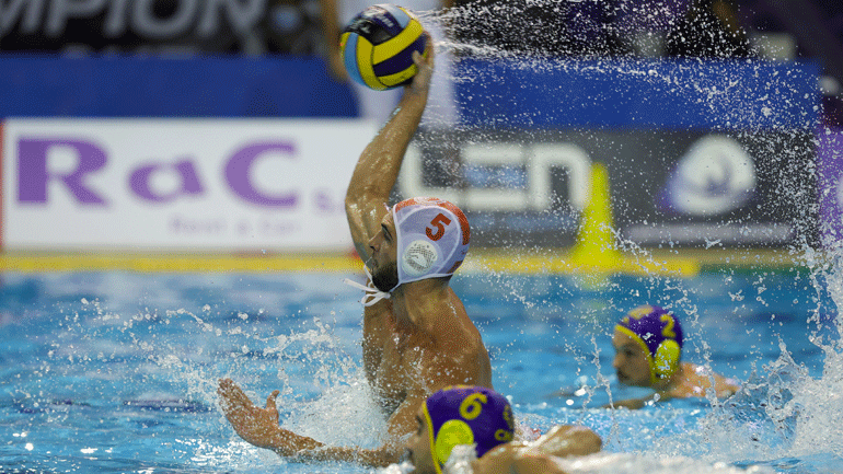 Champions League πόλο ανδρών: Προελαύνει ο Ολυμπιακός, 8-4 την Μπαρτσελονέτα