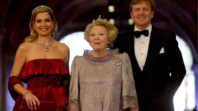 Κορωνοϊός: Αναβλήθηκε η επίσκεψη του βασιλικού ζεύγους της Ολλανδίας στην Ελλάδα